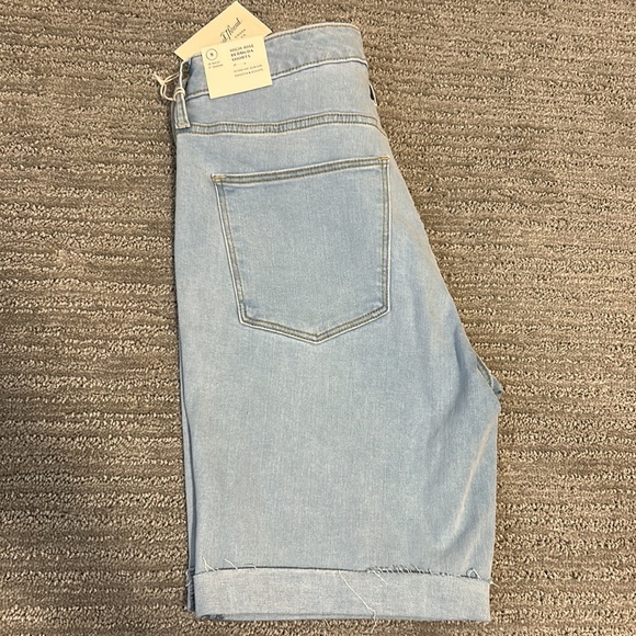 Light Wash Bermuda Denim Shorts - Picture 2 of 3